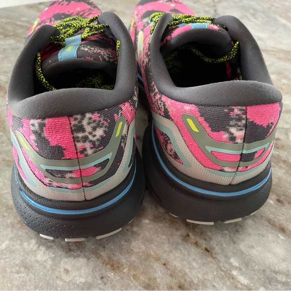 Brooks Ghost 15 Running Walking Pink Camo 1203801B479 Sneaker Women’s 9 Medium - Picture 10 of 12